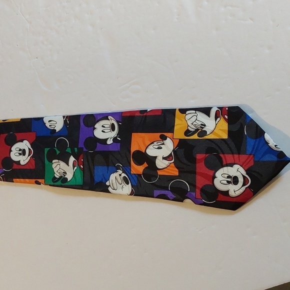 Mickey Mouse Tie Disney Multi-Color Cartoon Expressions Comic - Picture 2 of 7